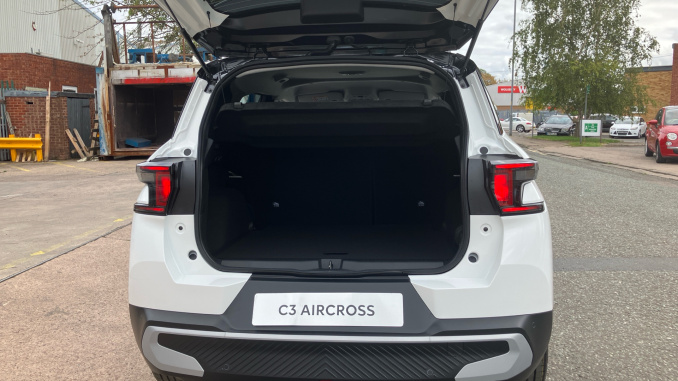 Citroen C3 Aircross 83kW Extended Range Collection 54kWh 5dr Auto Electric Hatchback - Image 4